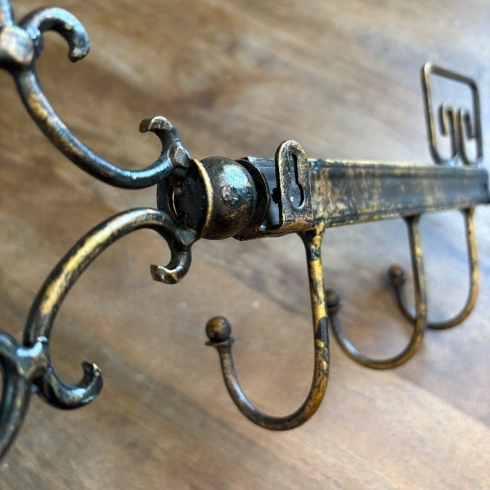 Key Holder Wall Mount Rack Decorative Home Decor Rustic Entryway Coat Rack - Picture 7 of 9